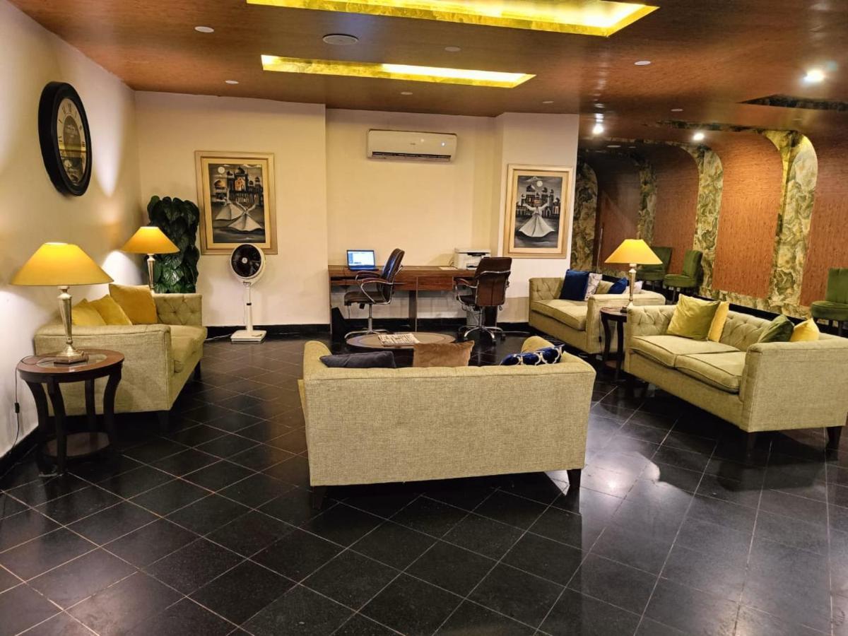 Hotel Oban Lahore Luaran gambar