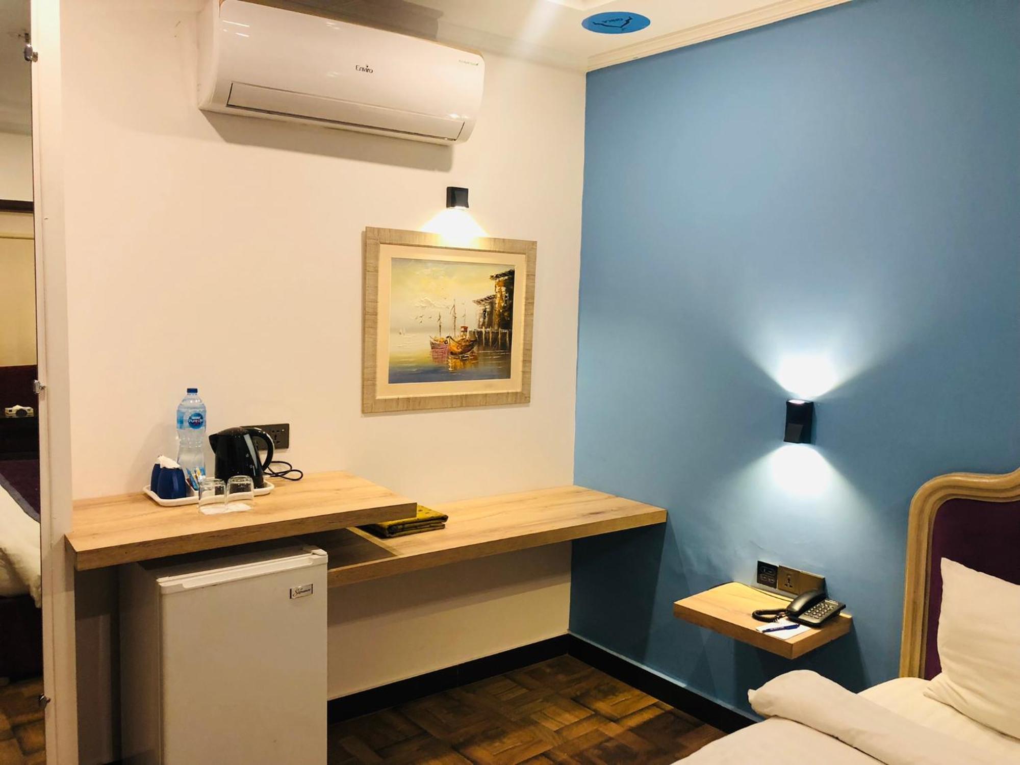 Hotel Oban Lahore Luaran gambar