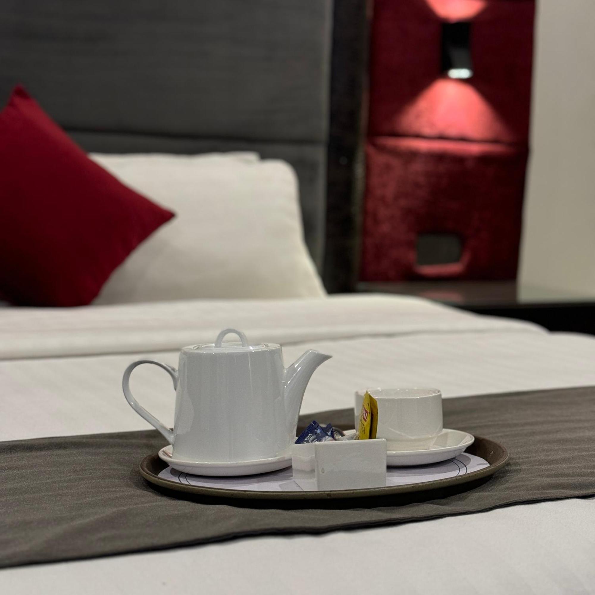 Hotel Oban Lahore Luaran gambar