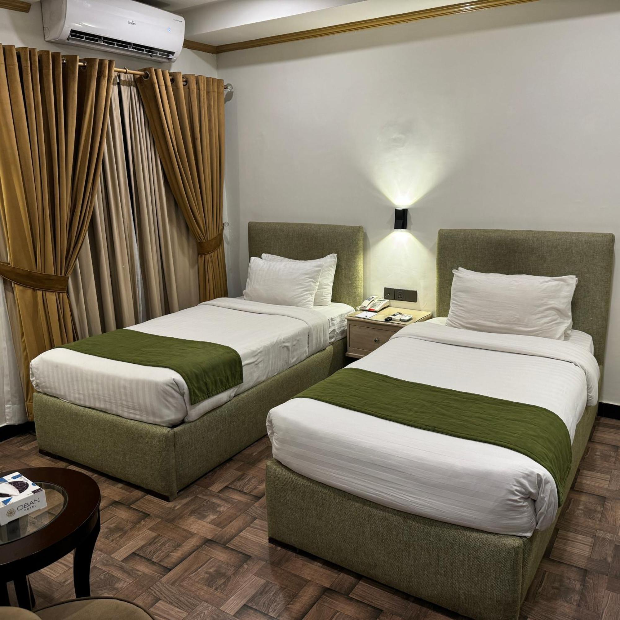 Hotel Oban Lahore Luaran gambar
