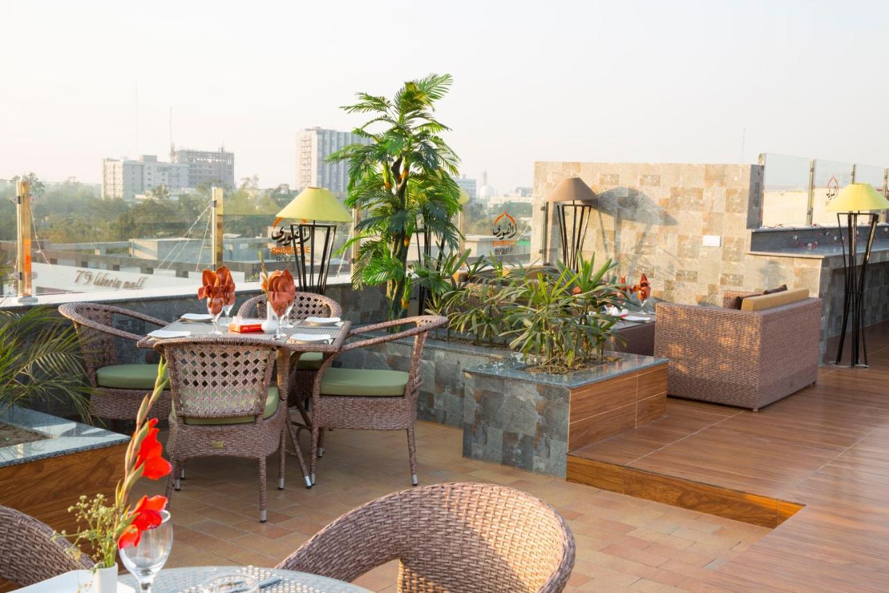 Hotel Oban Lahore Luaran gambar